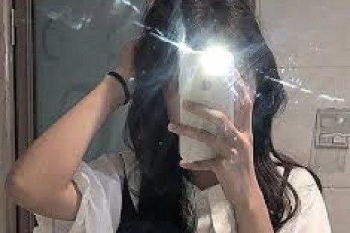 韩国女星上节目7年无人搭讪她心酸自嘲！揭开圈内潜规则