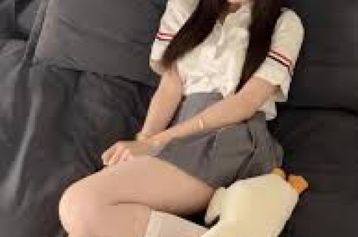 “耍大牌”被富婆贴脸开大口碑下滑是真性情还是低情商？