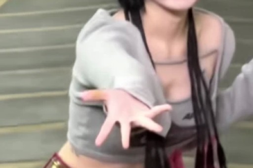 假唱之锅谁来背